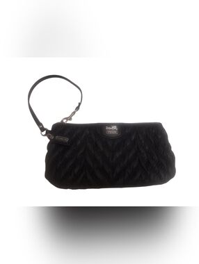 Coach Black Quilted Wristlet Clutch Y2K